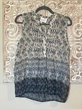 Moon Collection Blue Floral Pintuck Sleeveless Camisole